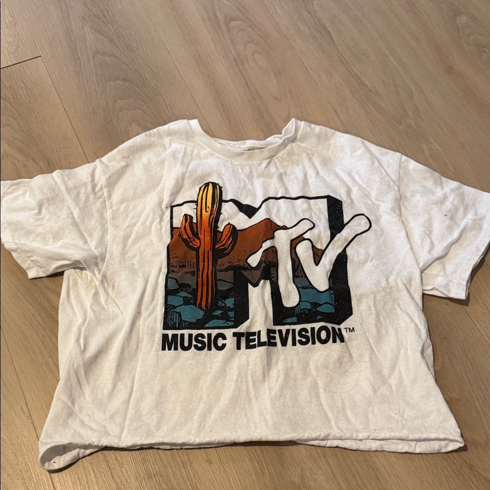 MTV White and Orange Graphic Tee